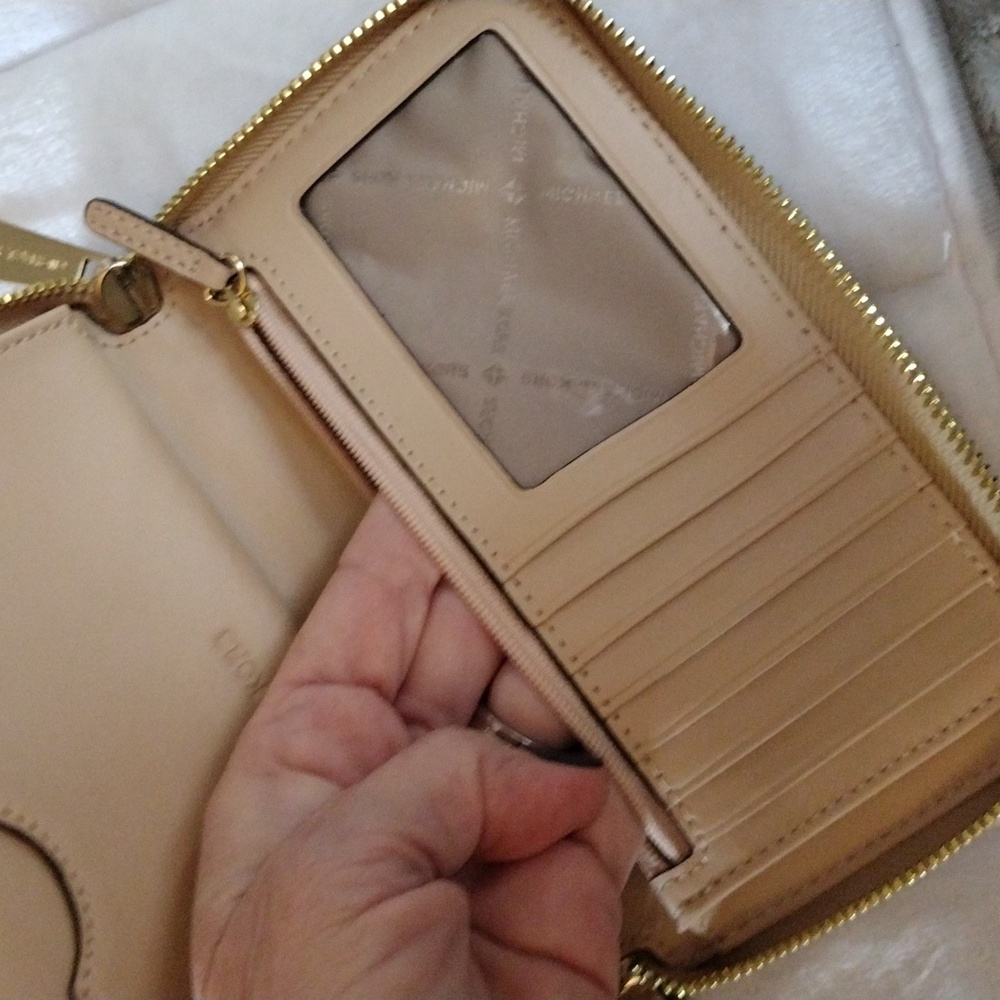 Michael Kors Gold Wallet with Pearl Handle - Picture 8 of 13